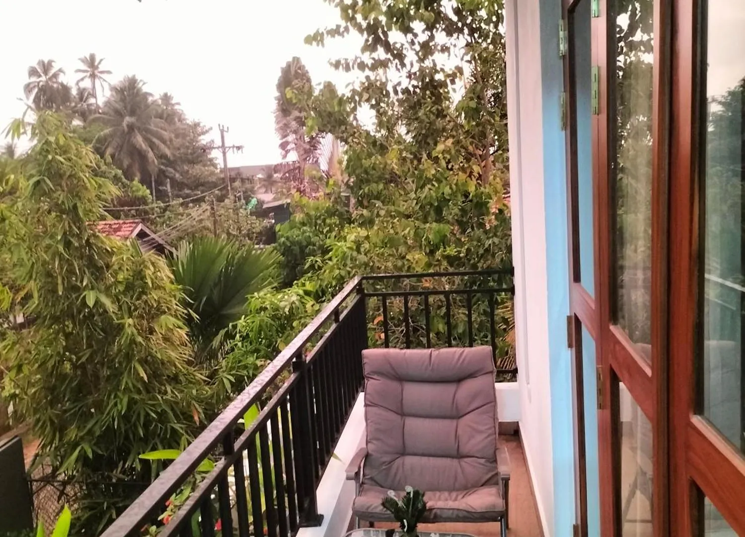 Nn Stayz Negombo Guest house